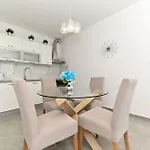 Diva Apartment *