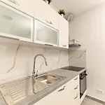 Diva Apartment *